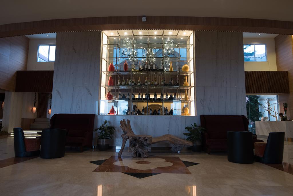 Crown Vista Hotel Nagoya Bagian luar foto