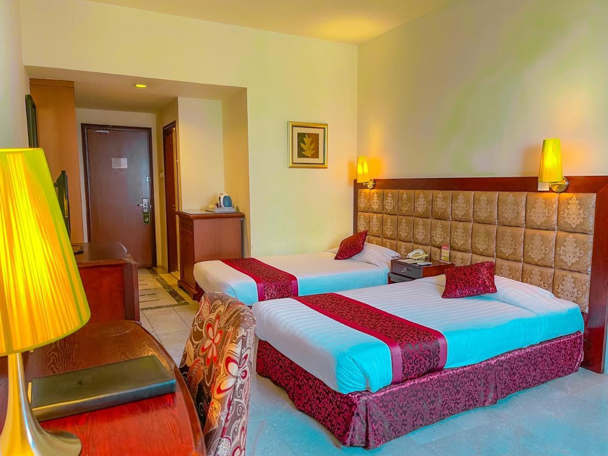 Crown Vista Hotel Nagoya Bagian luar foto