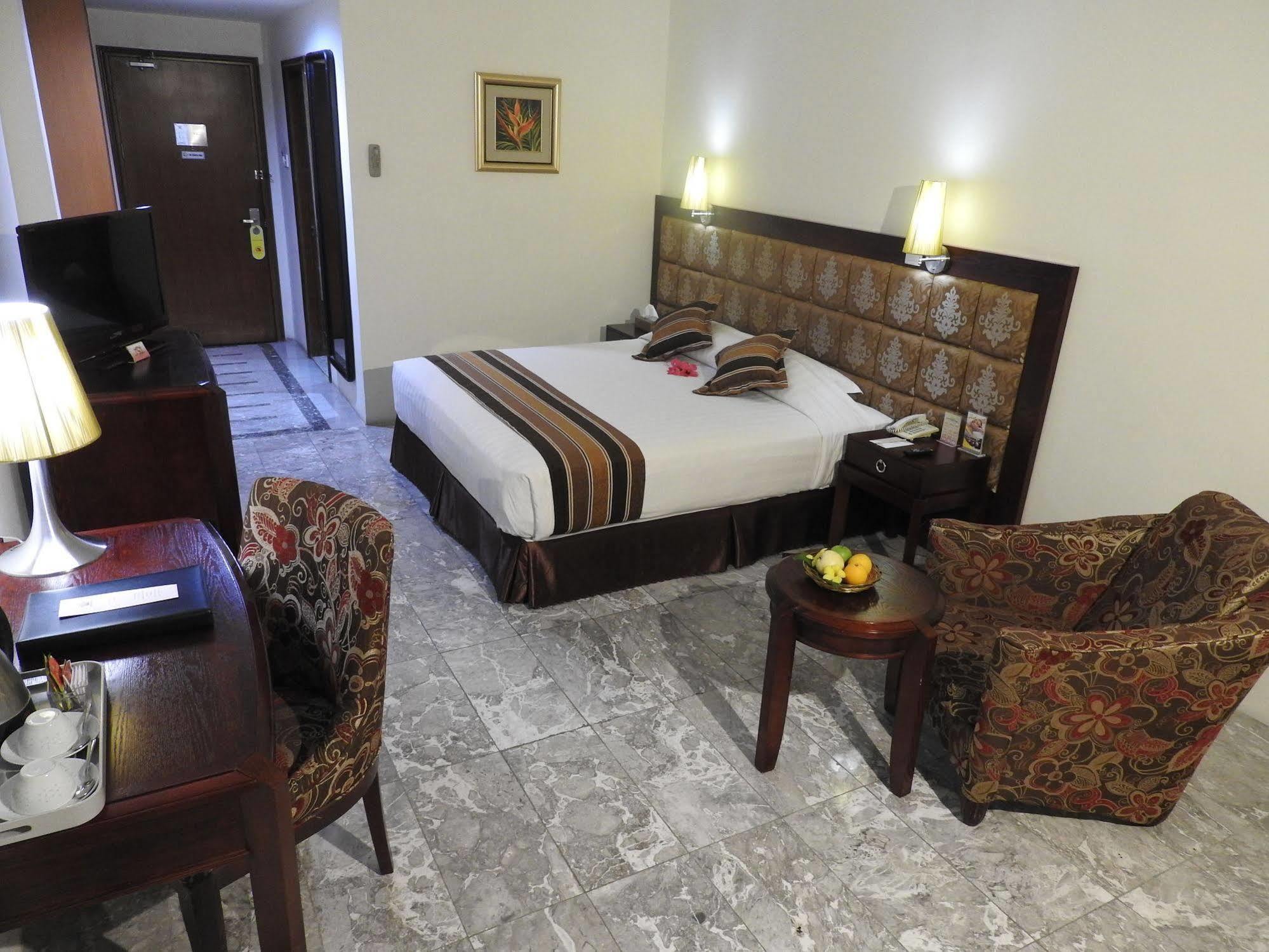 Crown Vista Hotel Nagoya Bagian luar foto